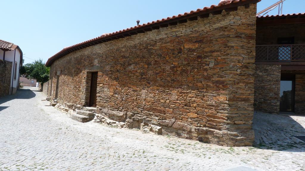 Casas De Campo Da Quinta Entre Rios Mirandela Exteriör bild